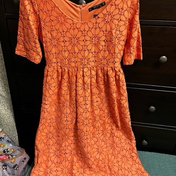 Dress bundle (NWT and pre-loved) - Picture 5 of 8